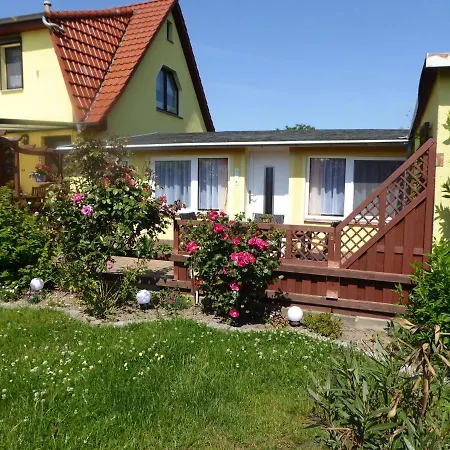 Holiday home In Mit Liegewiese *